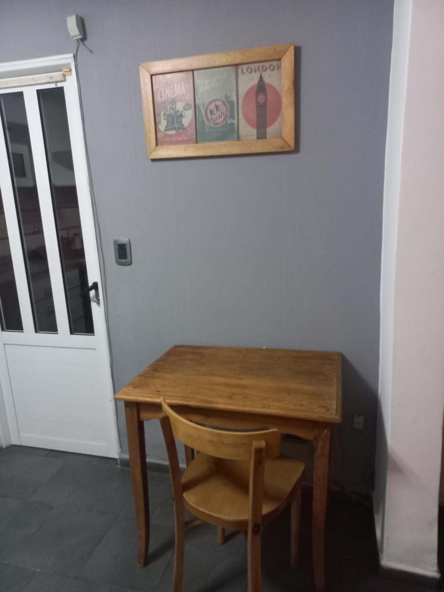 La Biblioteca Apartment Olavarria Bilik gambar